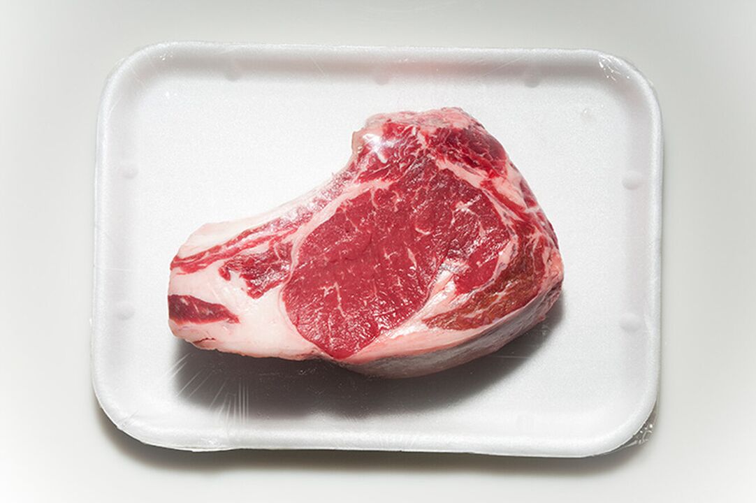 Gut diyetinde kırmızı et gibi pek çok besin menüden çıkarılır. 